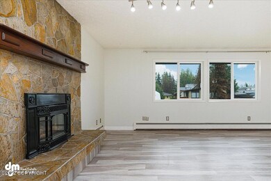 Living Room to Mountains