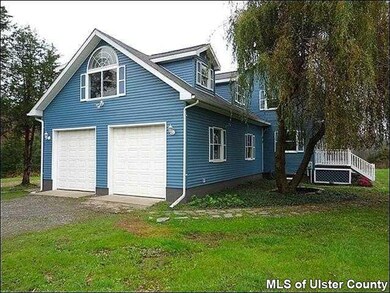 11 Hamilton Dr, Kerhonkson, NY 12446 - photo 2