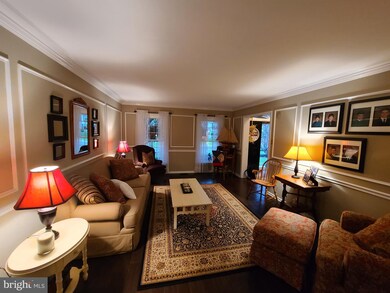 2222 Locust Dr unit 18, Lansdale, PA 19446 - photo 5