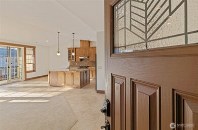 1051 N Baker Ave unit B 203, East Wenatchee, WA 98802 - photo 3