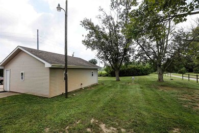 10420 Marion Center Rd, Hoagland, IN 46745 - photo 4