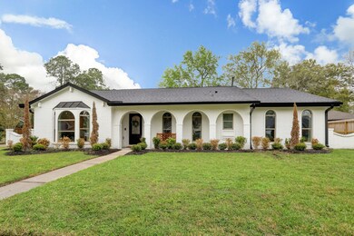 5618 Conecrest Ct, Houston, TX 77088 - photo 2