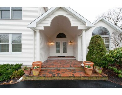 250 Palisades Cir, Stoughton, MA 02072 - photo 2