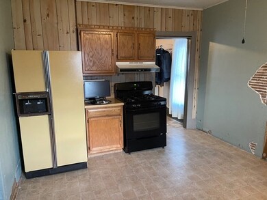 644 Purdy St, Jesup, IA 50648 - photo 4