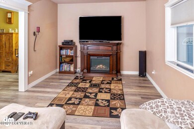 04-Living Room_DMD_3472