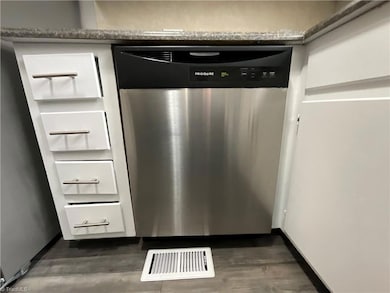 2607 Dallas Ave, High Point, NC 27265 - photo 7