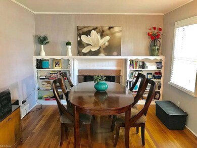 Nook as used by seller for dining w/fireplace & Bu
