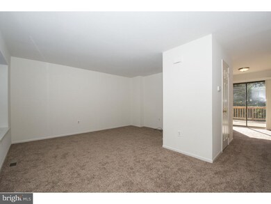 1910 Yorktown N, Norristown, PA 19403 - photo 3