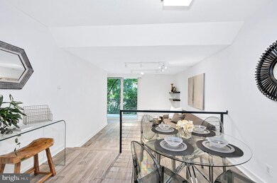 Carriage House unit 519, Washington, DC 20037 - photo 2