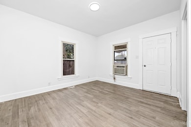 2006 Crescent Blvd, Middletown, OH 45042 - photo 4