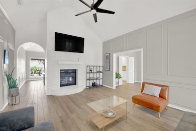 729 Mountain View Dr, San Marcos, TX 78666 - photo 4