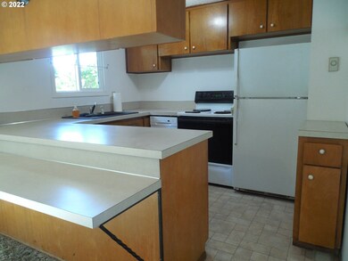 360 NE 20th Dr, Gresham, OR 97030 - photo 6