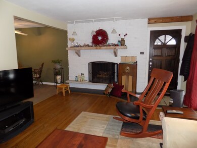 18433 Clyde Rd, Homewood, IL 60430 - photo 2