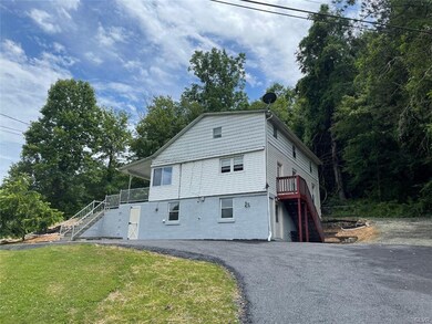 104 Chapel Rd, Boyertown, PA 19512 - photo 2