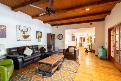 8460 E. Pepper Tree Ln-5