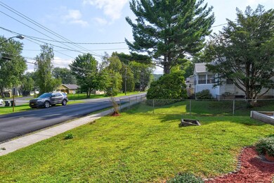 8 Hampton Ave, Rensselaer, NY 12144 - photo 6