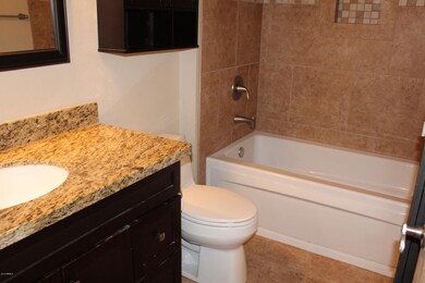 11154 W Emerald Dr, Sun City, AZ 85351 - photo 7