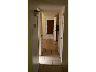 10632 Springwood Dr unit B, El Paso, TX 79935 - photo 3