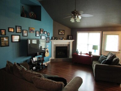 407 Cardinal Ct, Nixa, MO 65714 - photo 5