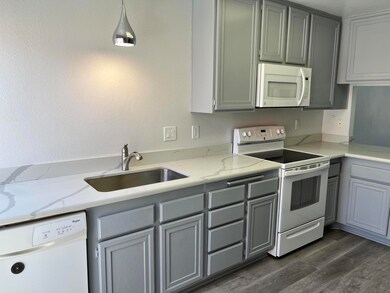 47974 Oasis Ct, Palm Desert, CA 92260 - photo 5