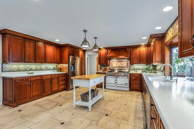 1916 NE Cliff Dr, Bend, OR 97701 - photo 6