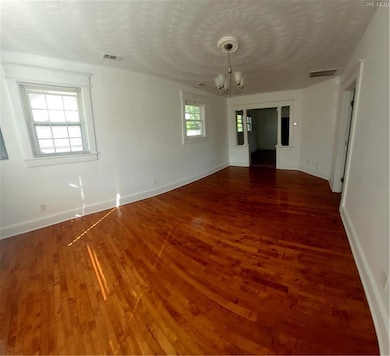 1415 Gust Ln, Chesapeake, VA 23323 - photo 4