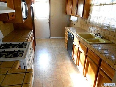 4723 Levelside Ave, Lakewood, CA 90712 - photo 2