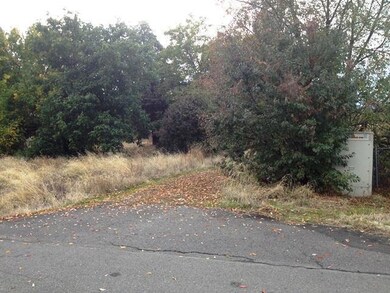 4173 Hamrick Rd, Central Point, OR 97502 - photo 2