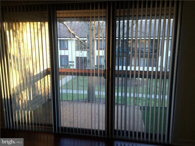 6 Twin Rivers Dr N unit L, East Windsor, NJ 08520 - photo 4