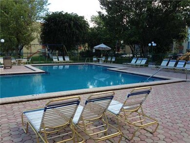 Swimming Pool/Hot Tub/Sauna