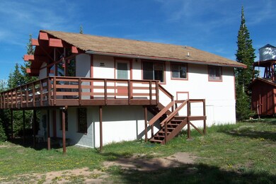 Newman Cabin 002