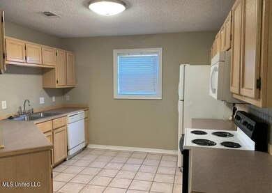 10695 Plummer Cir, Gulfport, MS 39503 - photo 2