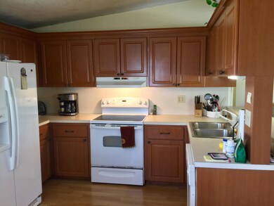 Kitchen 2
