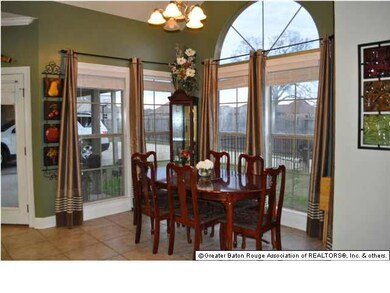 6441 Windwood Dr, Zachary, LA 70791 - photo 2