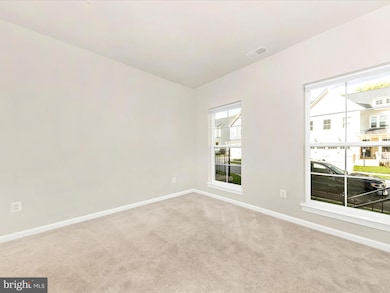 117 Flower Center Ln, Gaithersburg, MD 20878 - photo 3