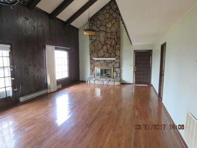 208 Norris Cir, Tunnel Hill, GA 30755 - photo 3