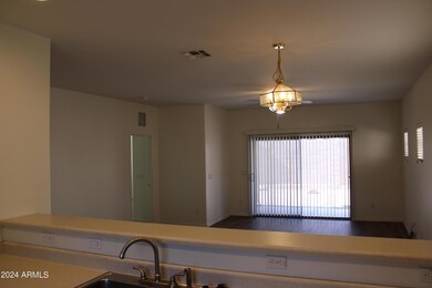 537 E San Carlos Way, Chandler, AZ 85249 - photo 4