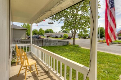 1400 Vista Dr, Central Point, OR 97502 - photo 3