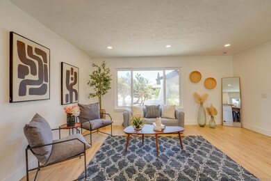 8896 Belfast Cir, San Diego, CA 92126 - photo 6