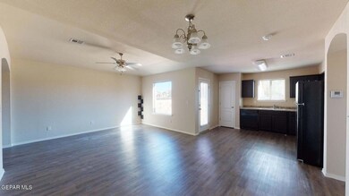 904 Talavera Dr, Horizon City, TX 79928 - photo 3