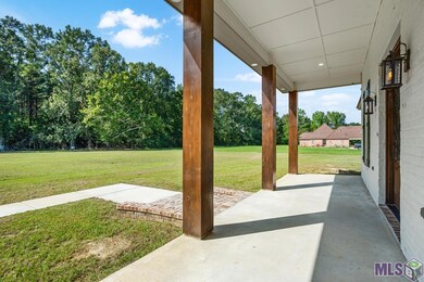 528 Plains-Port Hudson Rd, Zachary, LA 70791 - photo 3