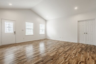 9953 Thornhill Run, Fishers, IN 46038 - photo 7