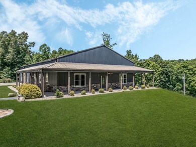 FABULOUS Outdoor Entertainment Area  Perfect for Parties + Hosting