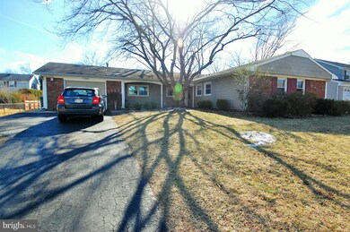 12605 Clearfield Dr, Bowie, MD 20715 - photo 2