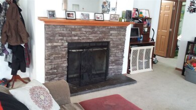 33 Roberts Rd, Canaan, NH 03741 - photo 3