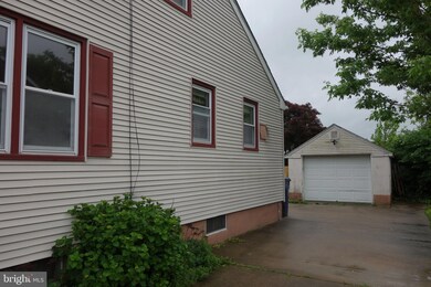 42 Maple Ct, Woodstown, NJ 08098 - photo 4