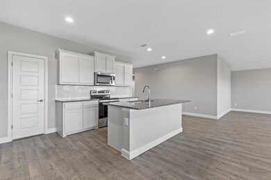 852 Alexandria Ln, Joshua, TX 76058 - photo 5