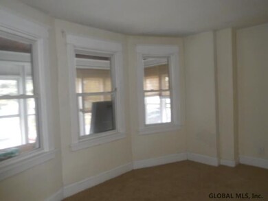 82 Walter St, Albany, NY 12204 - photo 4
