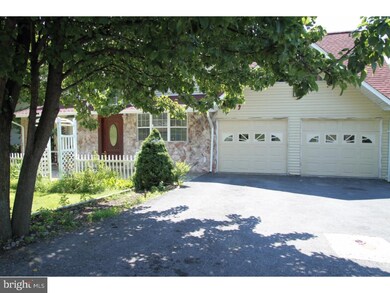 1545 Friedensburg Rd, Reading, PA 19606 - photo 3