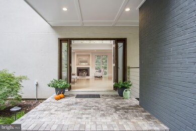 2867 Tilden St NW, Washington, DC 20008 - photo 4